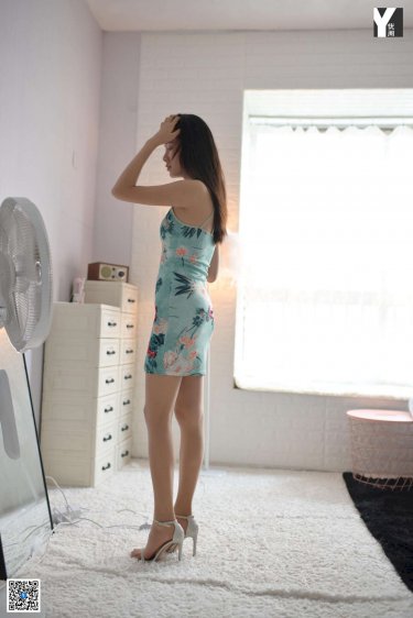 新入职的女职员