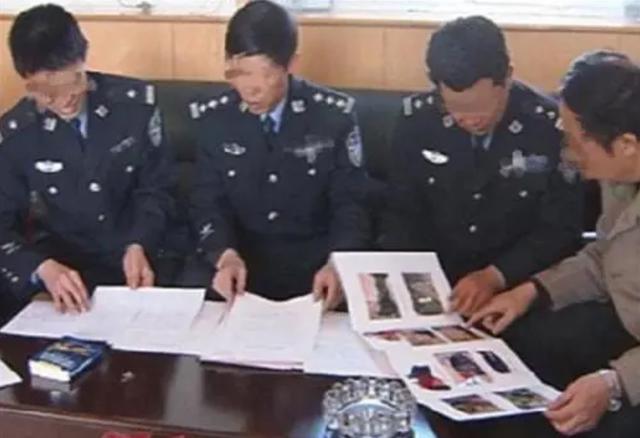 紧急时刻！民警大吼提醒，揭开真相背后的巨大价值——关于一笔巨额资金的真相揭秘