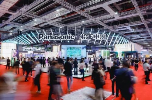 第七届进博会成果丰硕，一年计意向成交金额达800.1亿美元