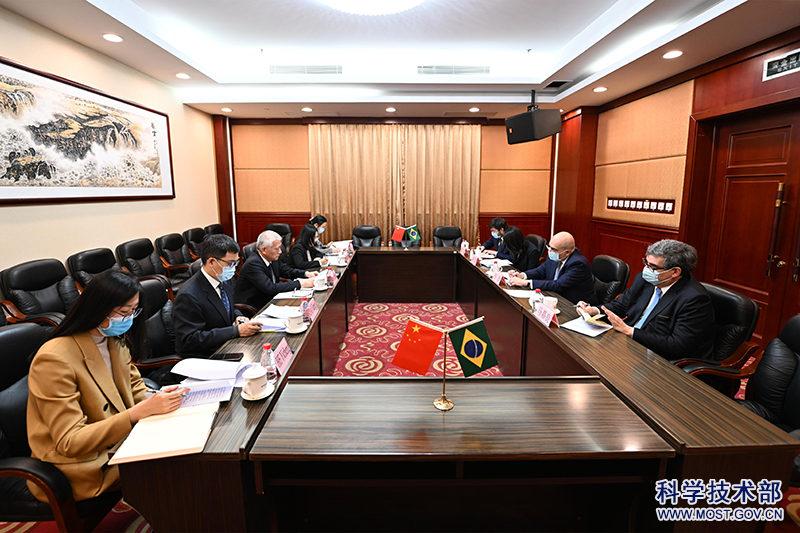农业是巴中合作的坚实支柱——访巴西驻华大使高望