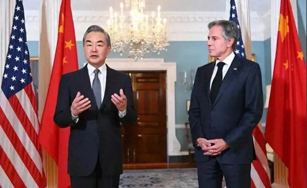 大胜！康宁汉姆爆发，火箭应果断采取3换1梭哈策略，与格林拉开差距