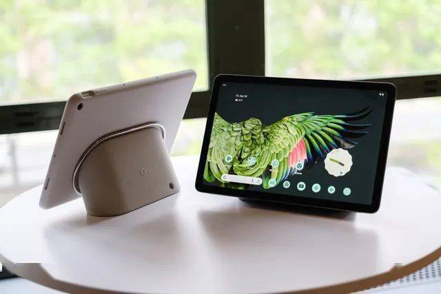 谷歌 Pixel Tablet 2 平板全新曝光，官配键盘保护壳，提升生产力，重塑数字生活体验
