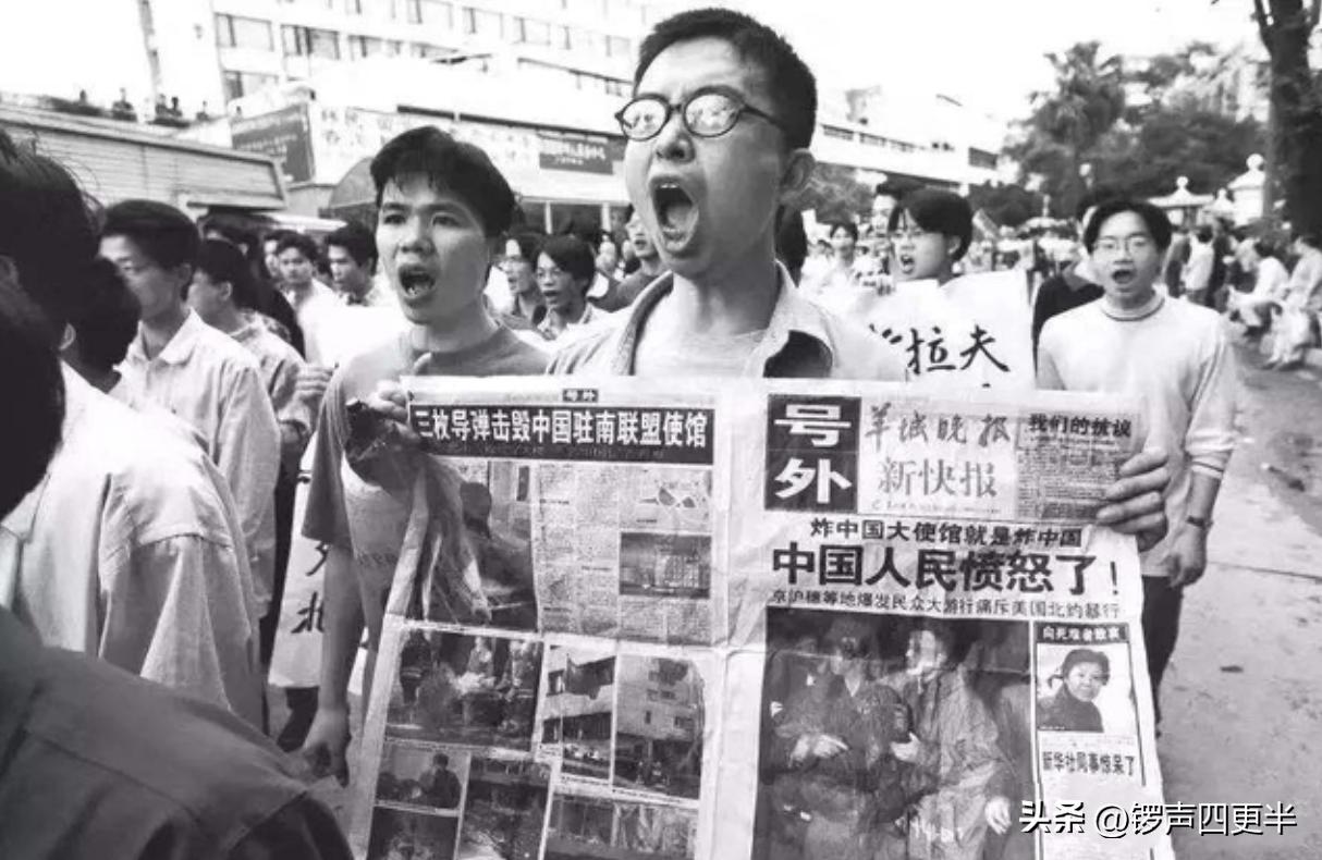 99年女飞行员火遍全网，实力到底有多强？