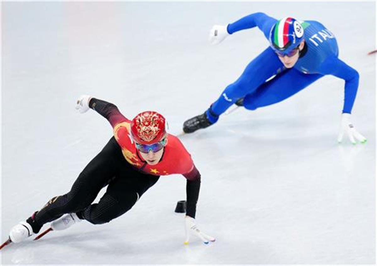 与短道速滑世巡赛同行，北京市民快乐冰雪季系列活动走进首都体育馆