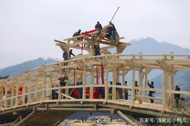 探访中国木拱桥传统营造技艺传承人，传承不易，技艺薪火相传的期盼