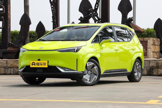 领克Z20展车驾到，都市年轻人的首选纯电SUV？一探究竟！