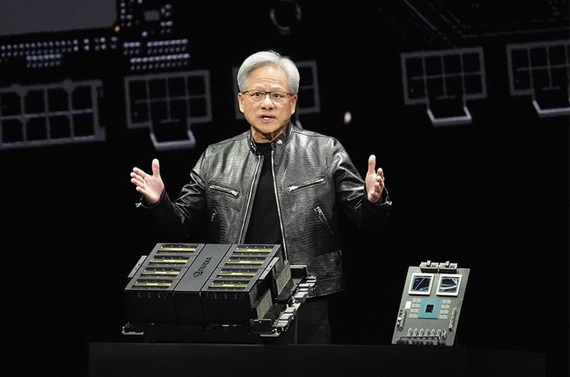 黄仁勋，一个拥有机器人梦想的传奇人物
