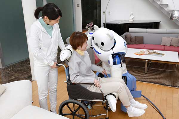 智能科技成康养产业新风口，机器人能否替代护理员？