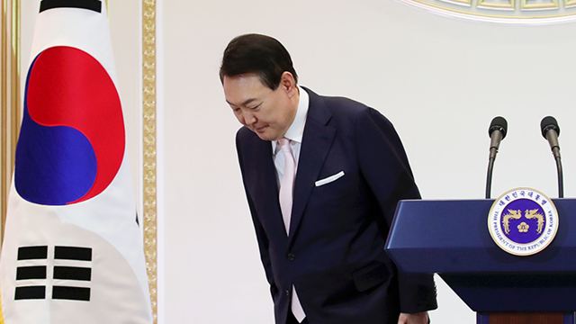 韩国最大在野党推动国会处理内乱特检法与金建希特检法，改革议程与民众期待的重磅碰撞