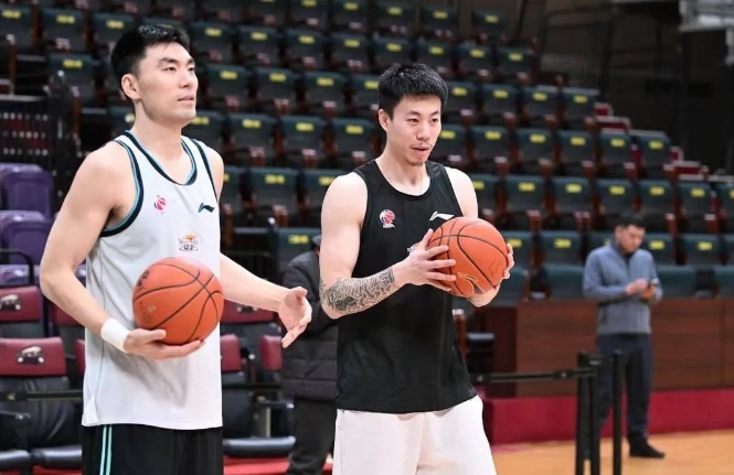 辽篮主场迎战福建男篮，新援图雷首秀备受瞩目