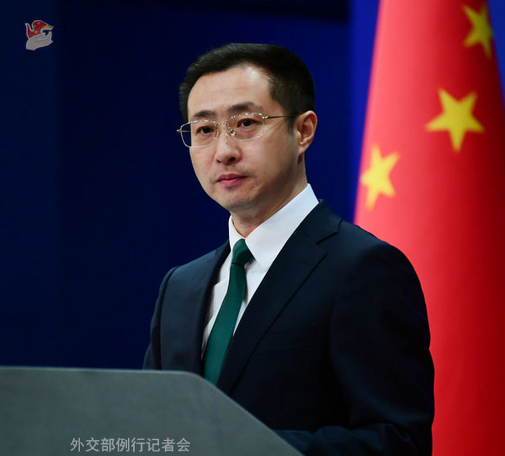 外交部最新表态，中方密切关注叙利亚局势发展，已积极协助有意愿的中国公民安全有序离叙