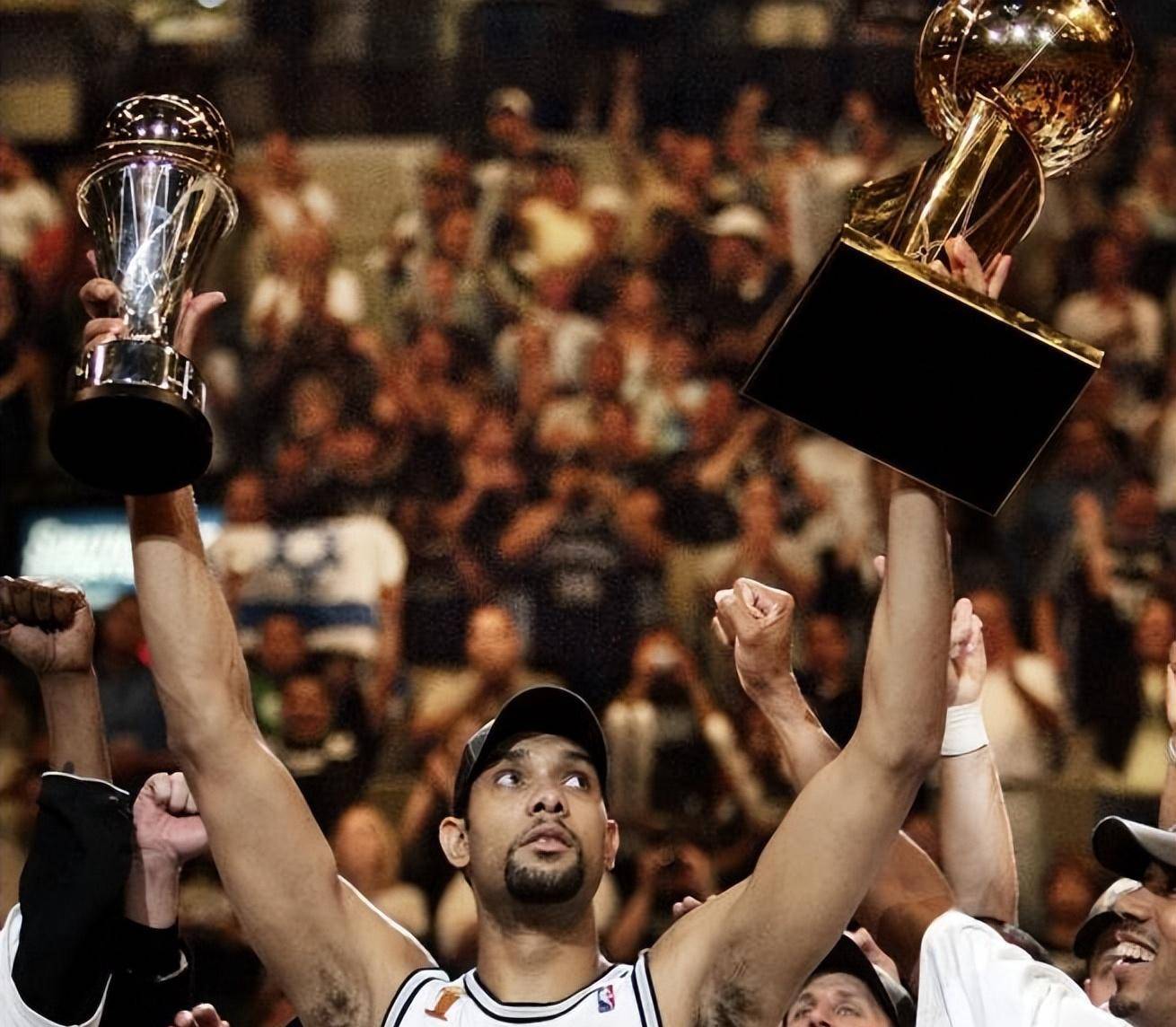 美媒盘点NBA各大奖项的最年轻获奖者，记录背后的传奇与潜力