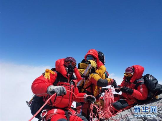 缅怀贡布同志，一位时代先锋的离世