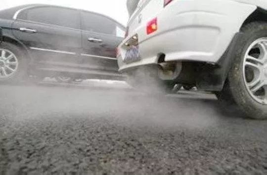 公路抽检尾气，汽车尾气排放的合理与责任